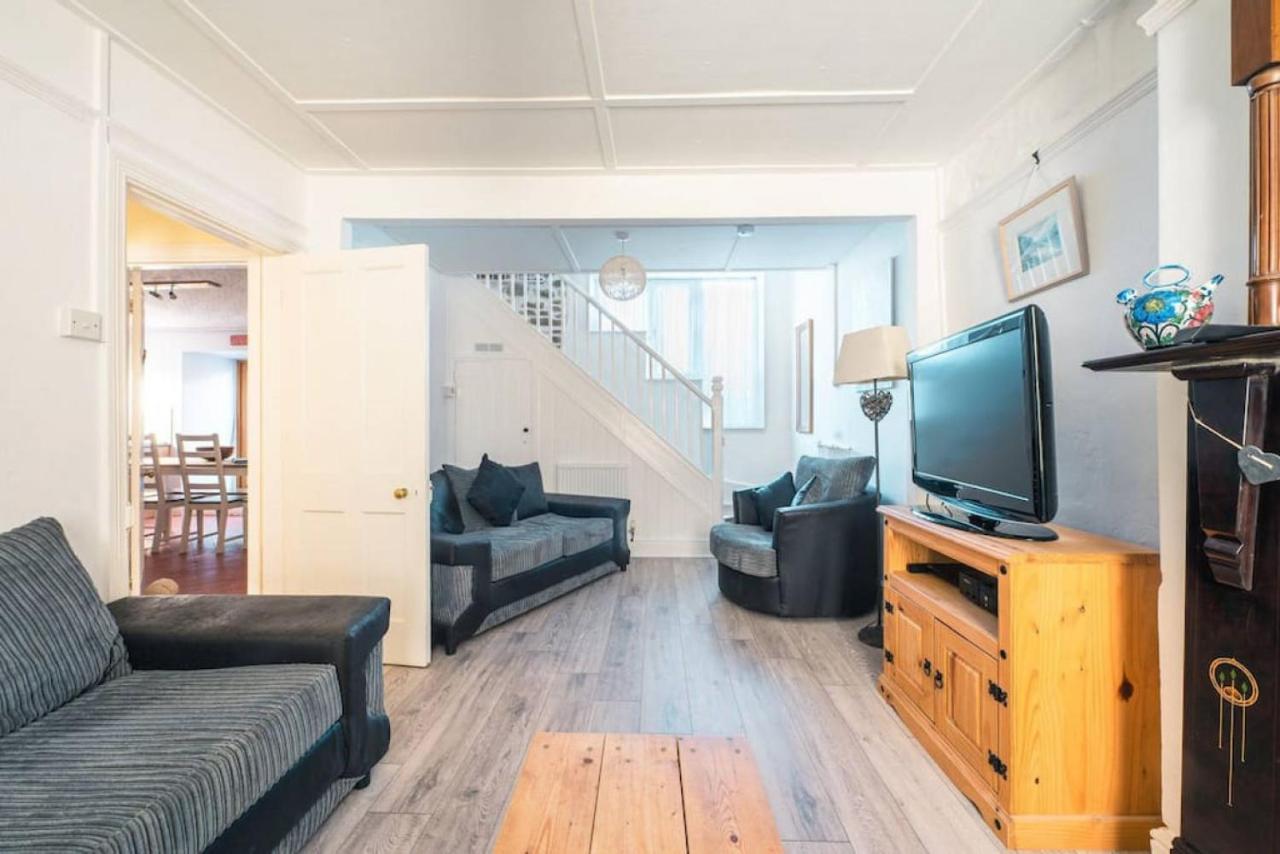 Cosy Welsh Cottage In St Davids Centre With Garden St. Davids (Pembrokeshire) Exterior foto
