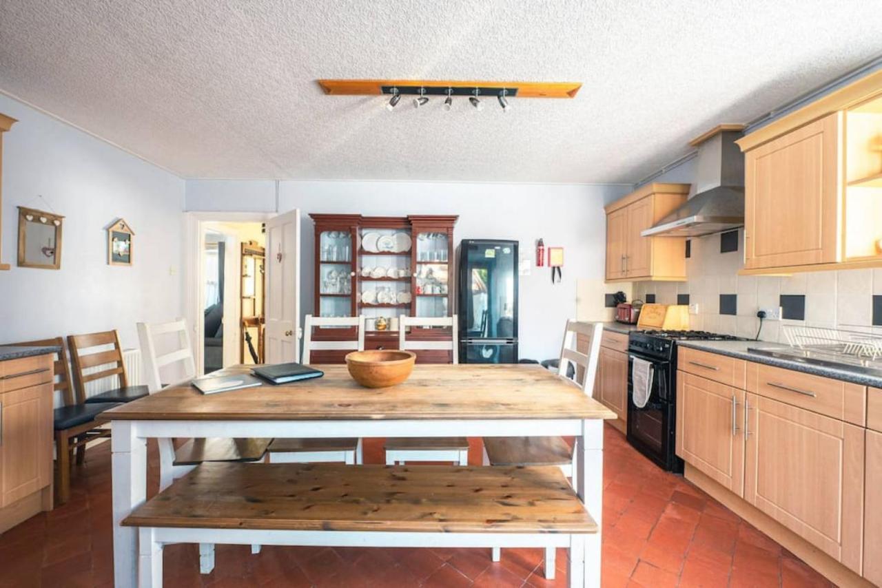 Cosy Welsh Cottage In St Davids Centre With Garden St. Davids (Pembrokeshire) Exterior foto