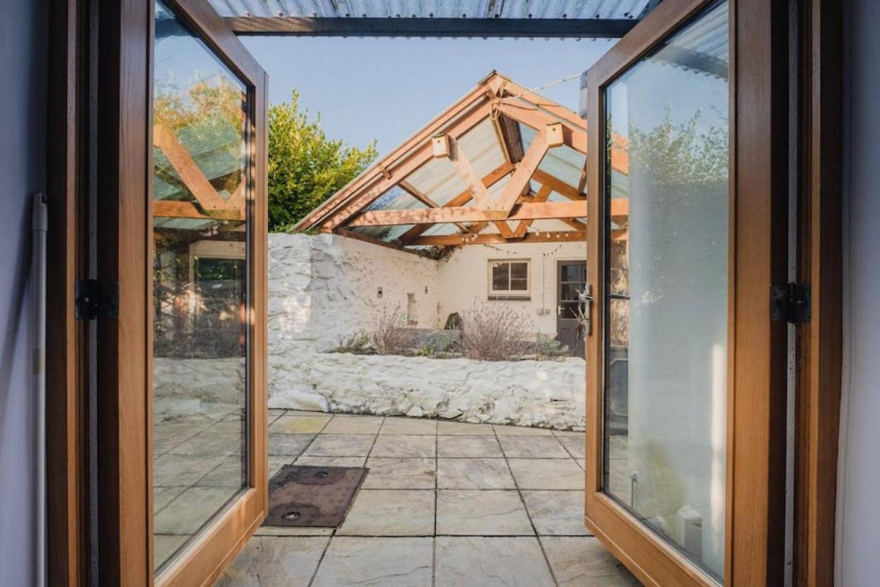 Cosy Welsh Cottage In St Davids Centre With Garden St. Davids (Pembrokeshire) Exterior foto
