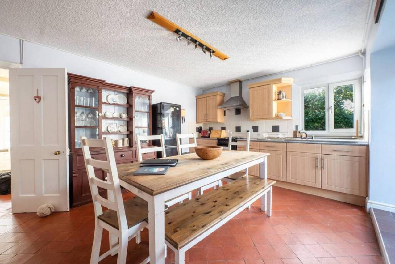 Cosy Welsh Cottage In St Davids Centre With Garden St. Davids (Pembrokeshire) Exterior foto