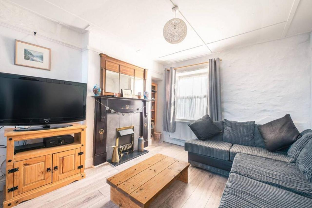 Cosy Welsh Cottage In St Davids Centre With Garden St. Davids (Pembrokeshire) Exterior foto