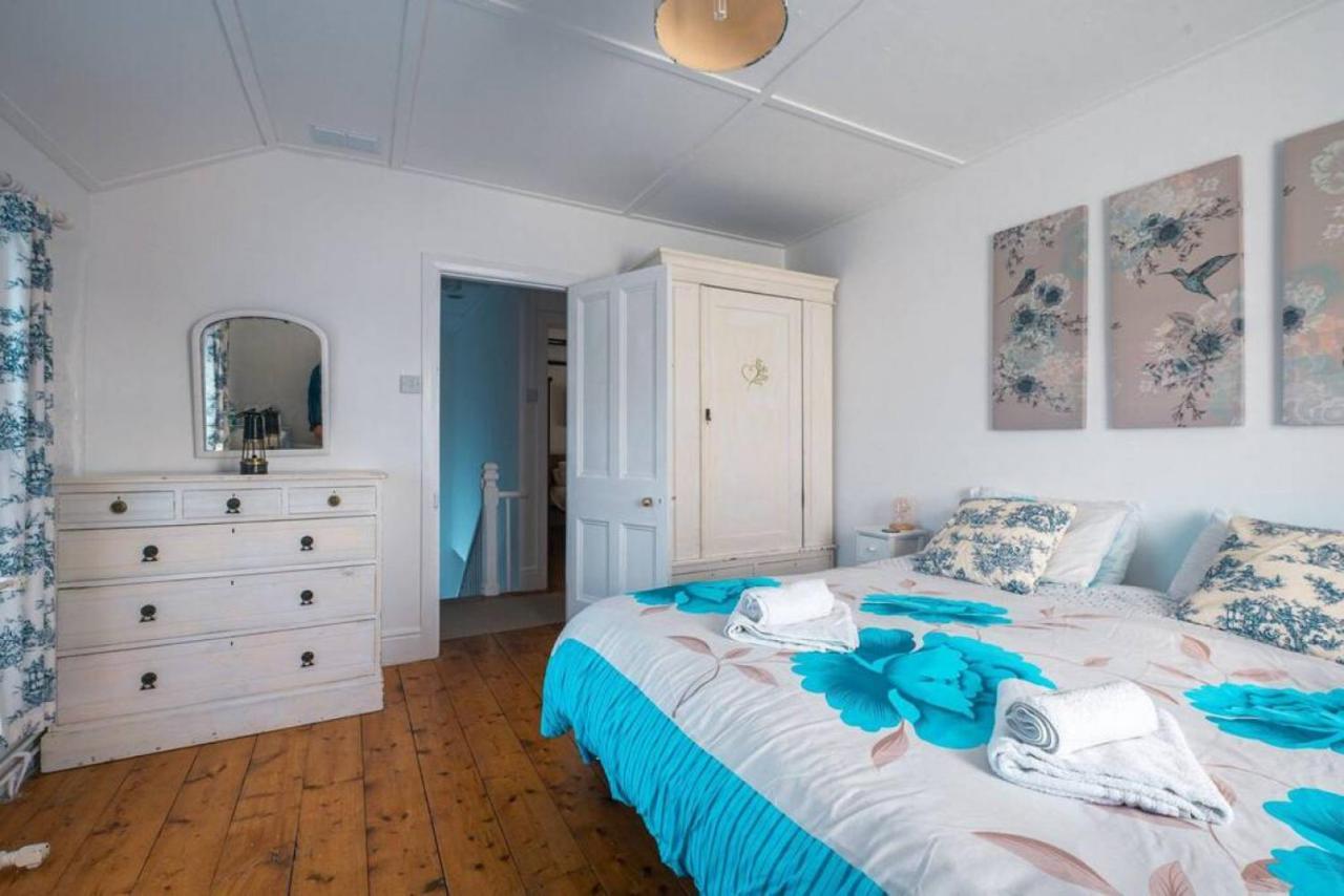 Cosy Welsh Cottage In St Davids Centre With Garden St. Davids (Pembrokeshire) Exterior foto